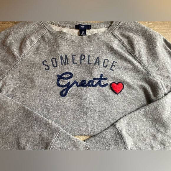 GAP SWEATSHIRT SOMEPLACE GREAT - SIZE SMALL - GRAY AND IRONIC - Picture 4 of 8